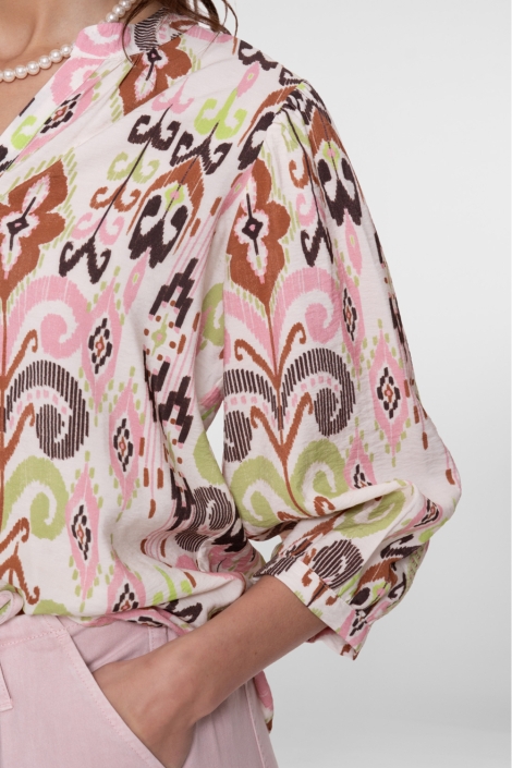 Geisha bordeaux dames blouse | Close up