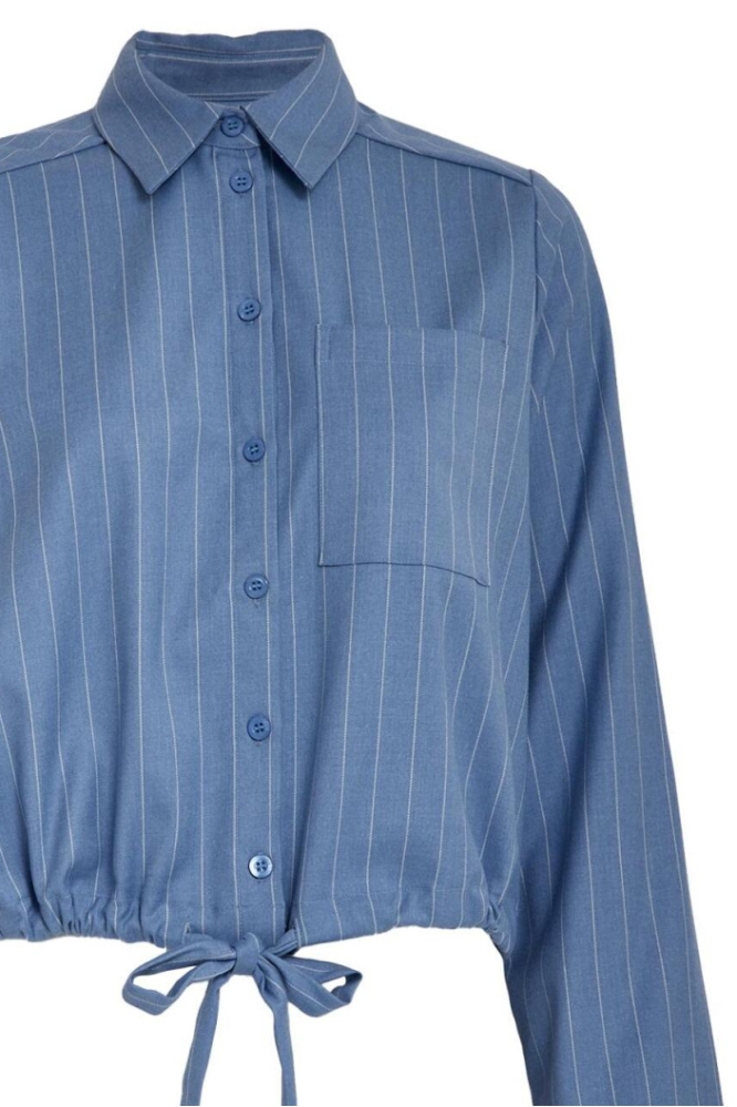 Minus blauwe dames blouse | Close up