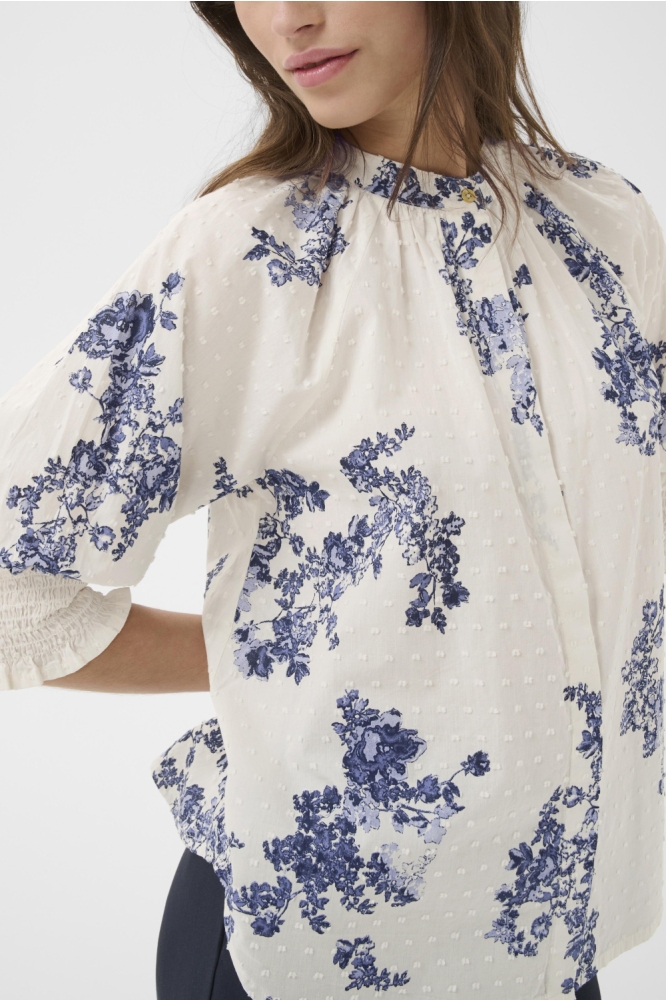 Part Two ecru dames blouse | Close up