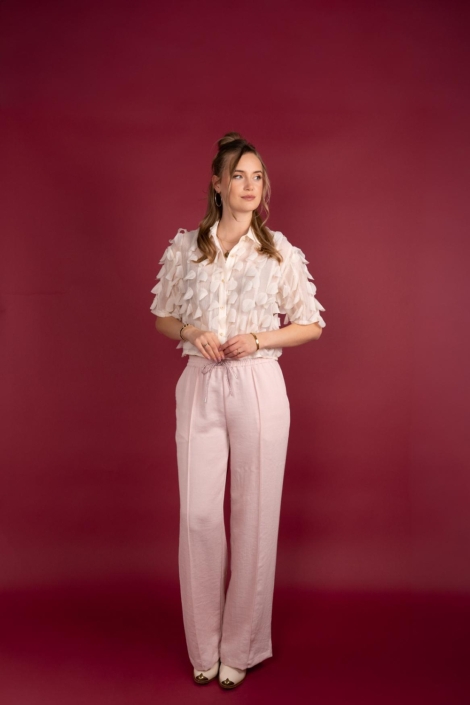 I-coni-K ecru dames blouse | Model