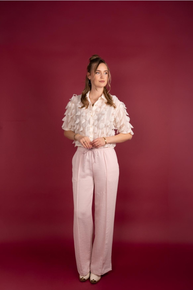 I-coni-K ecru dames blouse | Model