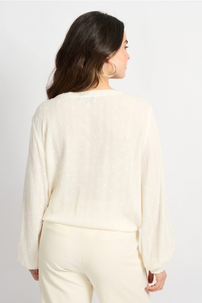 C&S The Label beige dames blouse | Model achteraanzicht