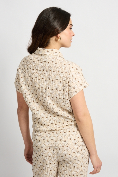 C&S The Label zand dames blouse | Model achteraanzicht