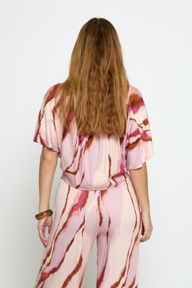 Minus multi color dames blouse | Model achteraanzicht