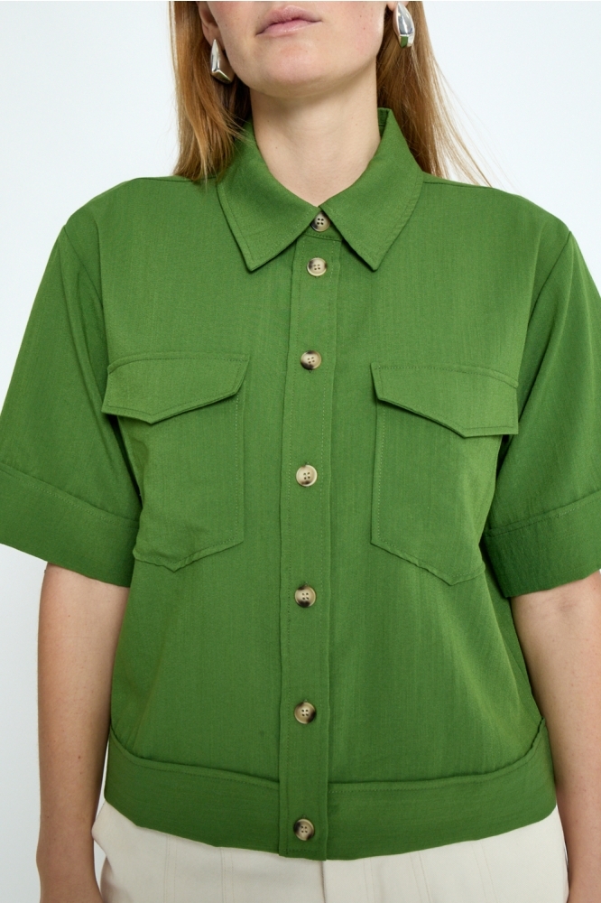 Peppercorn groene dames blouse | Close up