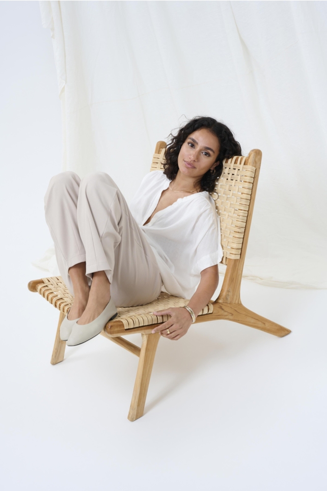 Kaffe witte dames t-shirt | Sfeerbeeld, In situatie