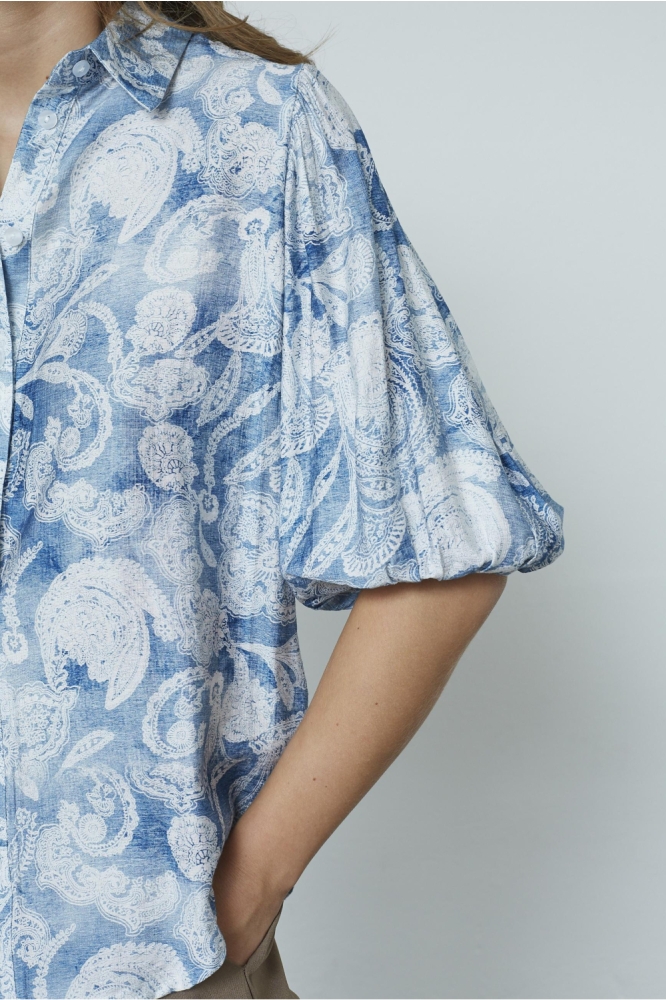 SisterS point blauwe dames blouse | Close up