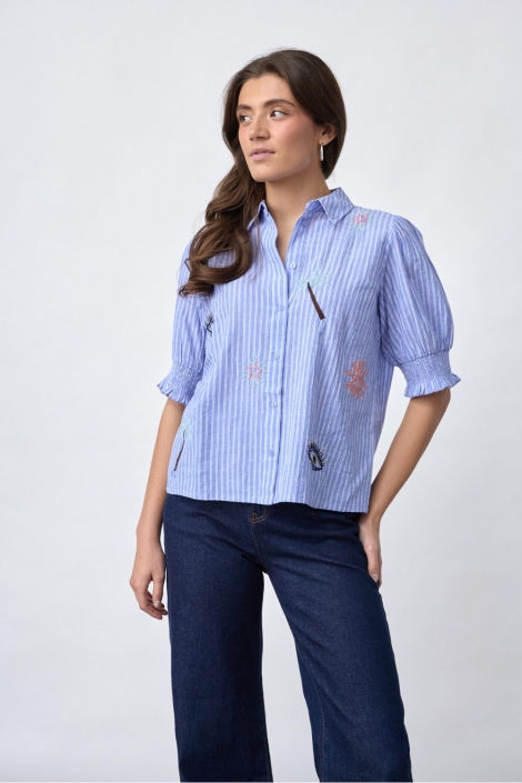 SisterS point blauwe dames blouse | Model vooraanzicht