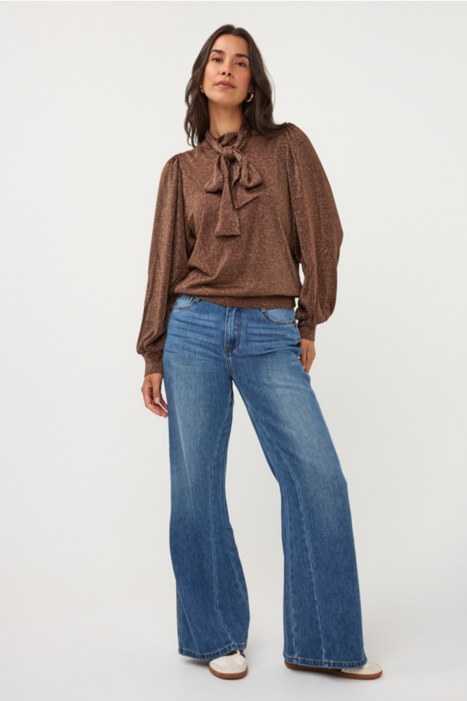 EsQualo bruine dames blouse | Model