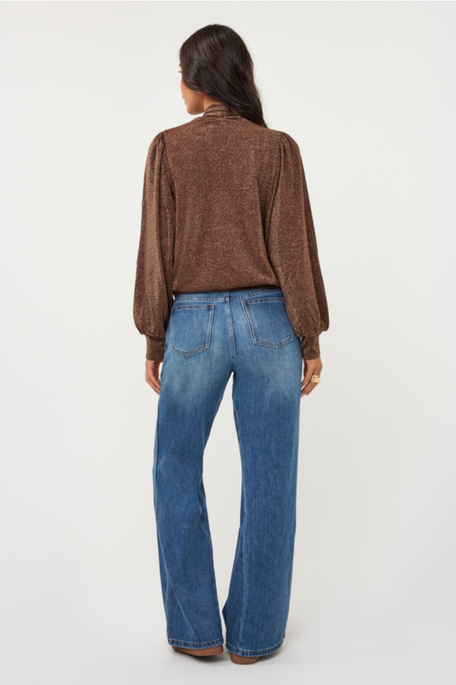 EsQualo bruine dames blouse | Model