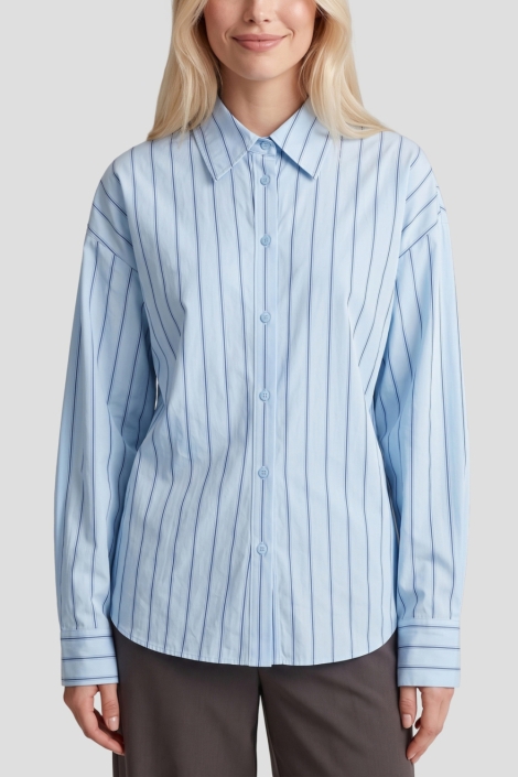 Fluresk blauwe dames blouse | Close up