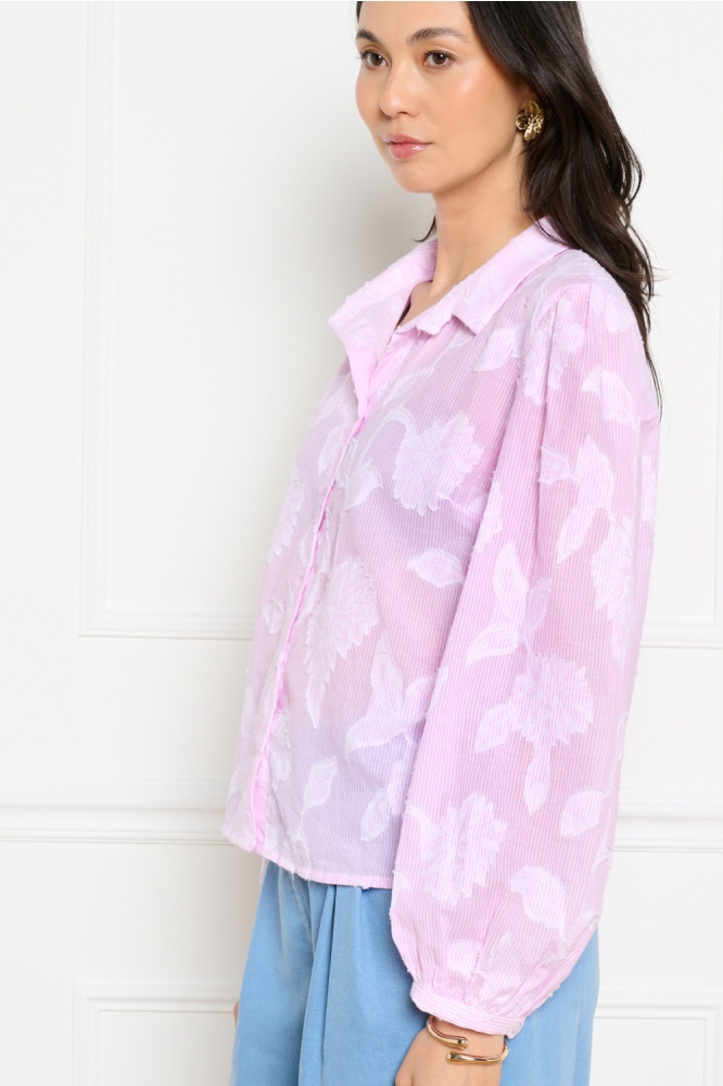 LolaLiza roze dames blouse | Model vooraanzicht