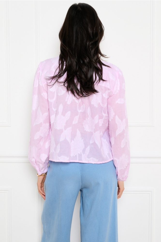 LolaLiza roze dames blouse | Model achteraanzicht