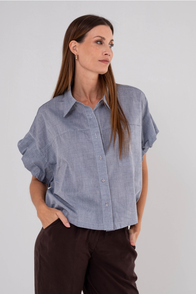 Maicazz blauwe dames blouse | Model vooraanzicht
