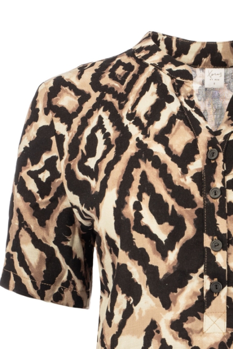 NED beige dames t-shirt | Close up