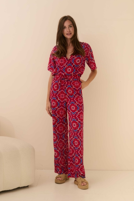 Lofty Manner rode dames blouse | Model vooraanzicht