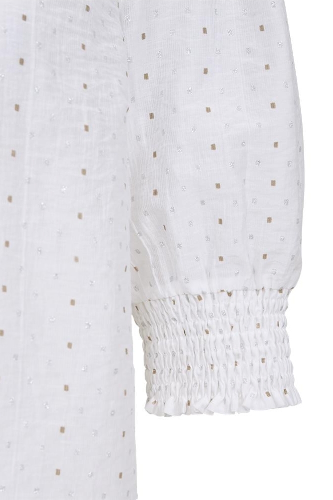 Freequent witte dames blouse | Close up