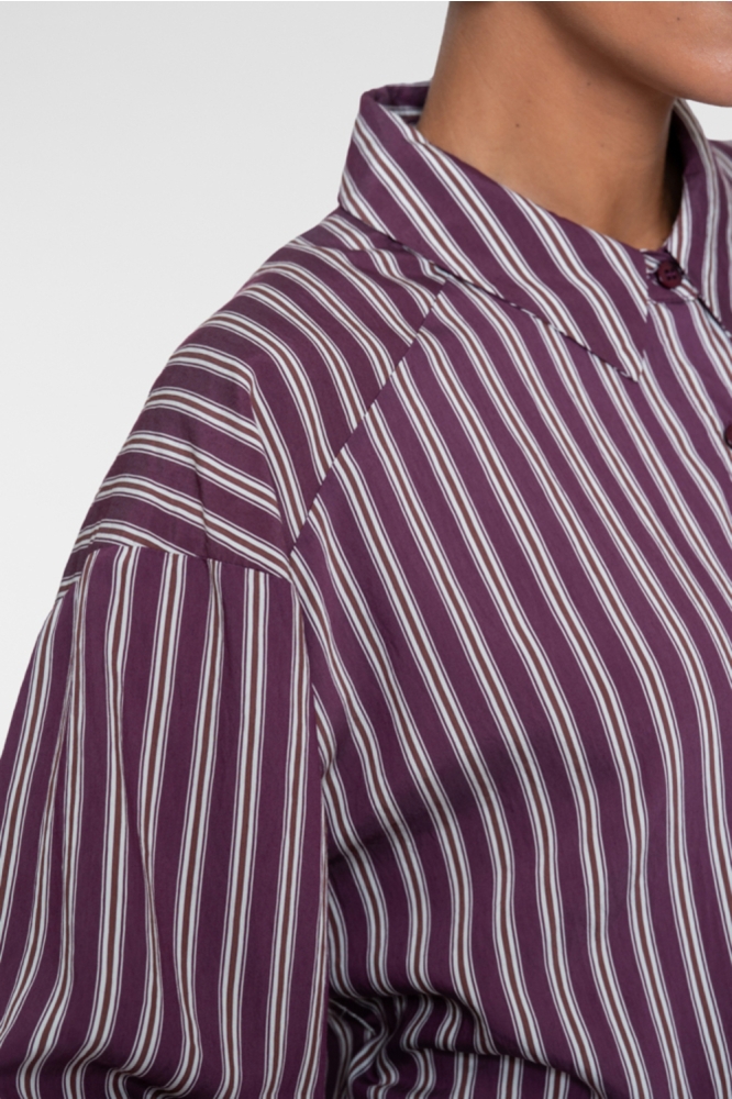 Geisha paarse dames blouse | Close up