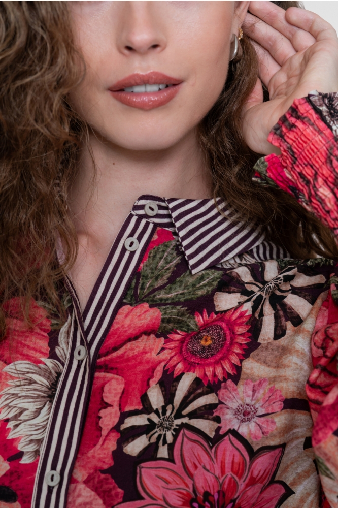 Geisha paarse dames blouse | Close up