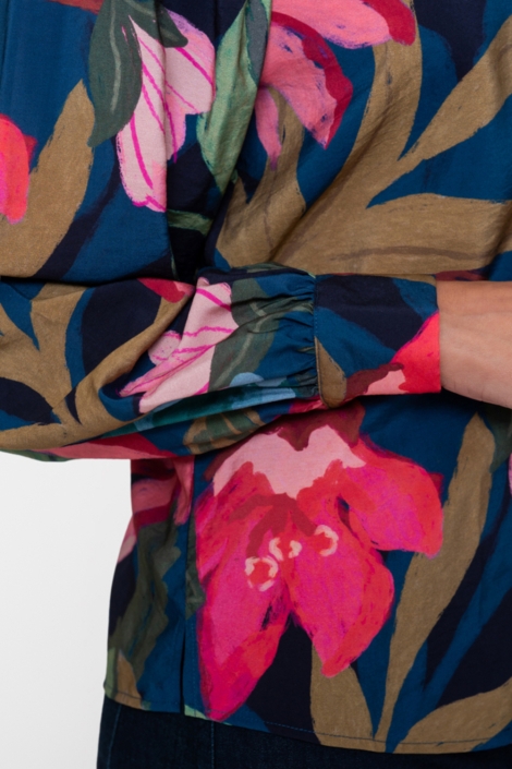Geisha blauwe dames blouse | Kleurstaal