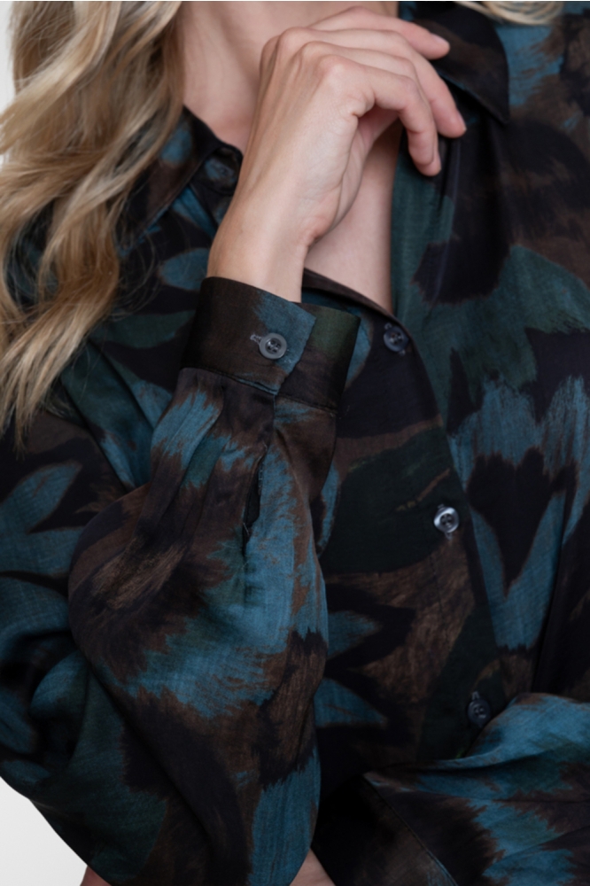 Geisha blauwe dames blouse | Kleurstaal