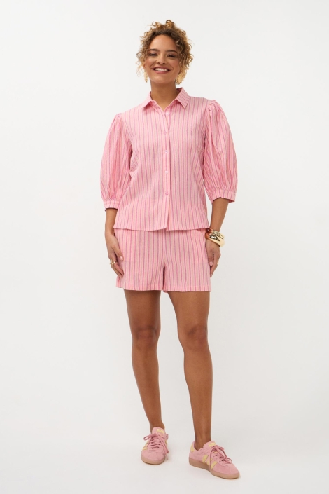 Ydence roze dames blouse | Model