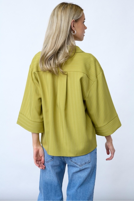 SisterS point groene dames blouse | Model achteraanzicht