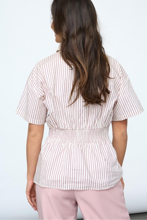 SisterS point beige dames blouse | Model achteraanzicht