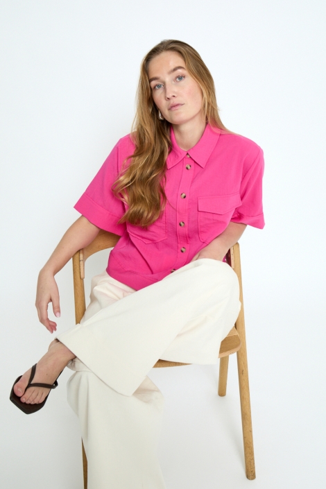 Peppercorn roze dames blouse | Model