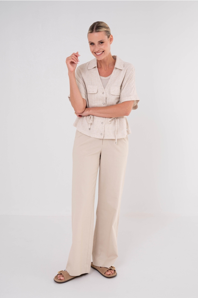 Zizo beige dames blouse | Model