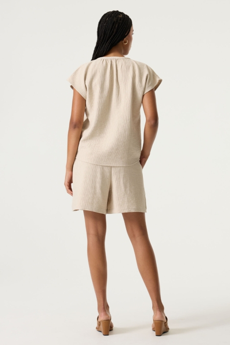 Garcia beige dames top | Model achteraanzicht