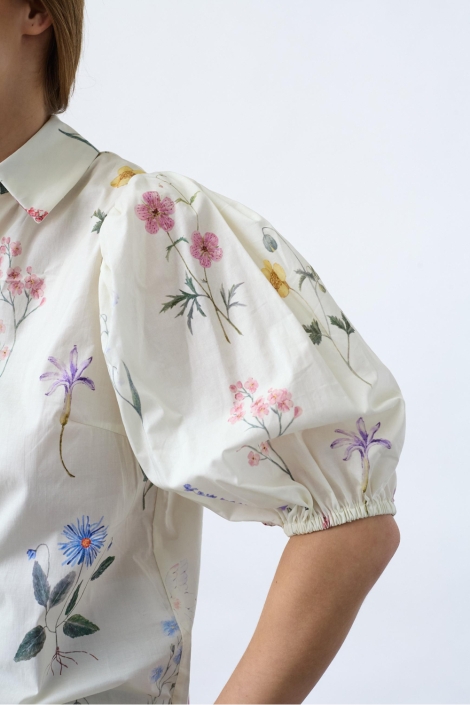 SisterS point beige dames blouse | Close up