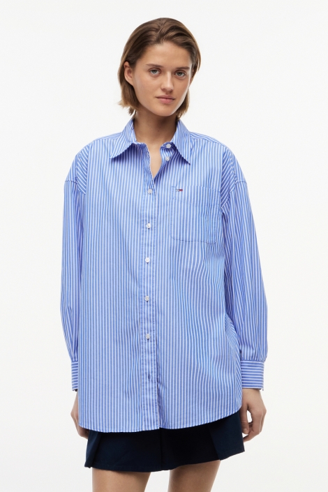 Tommy Jeans blauwe dames blouse | Model vooraanzicht