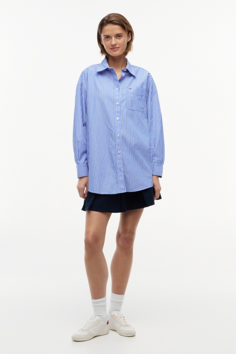 Tommy Jeans blauwe dames blouse | Model