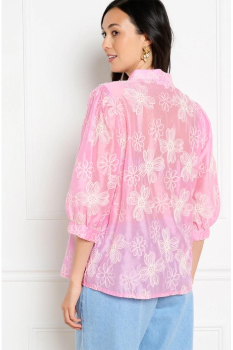 LolaLiza roze dames blouse | Model achteraanzicht