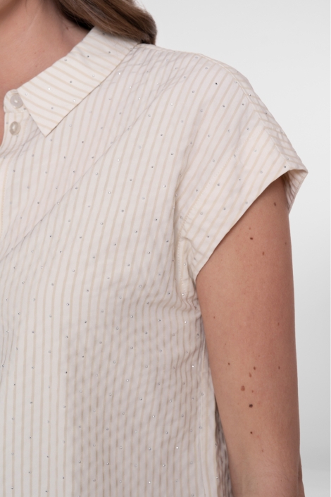 Geisha beige dames blouse | Close up