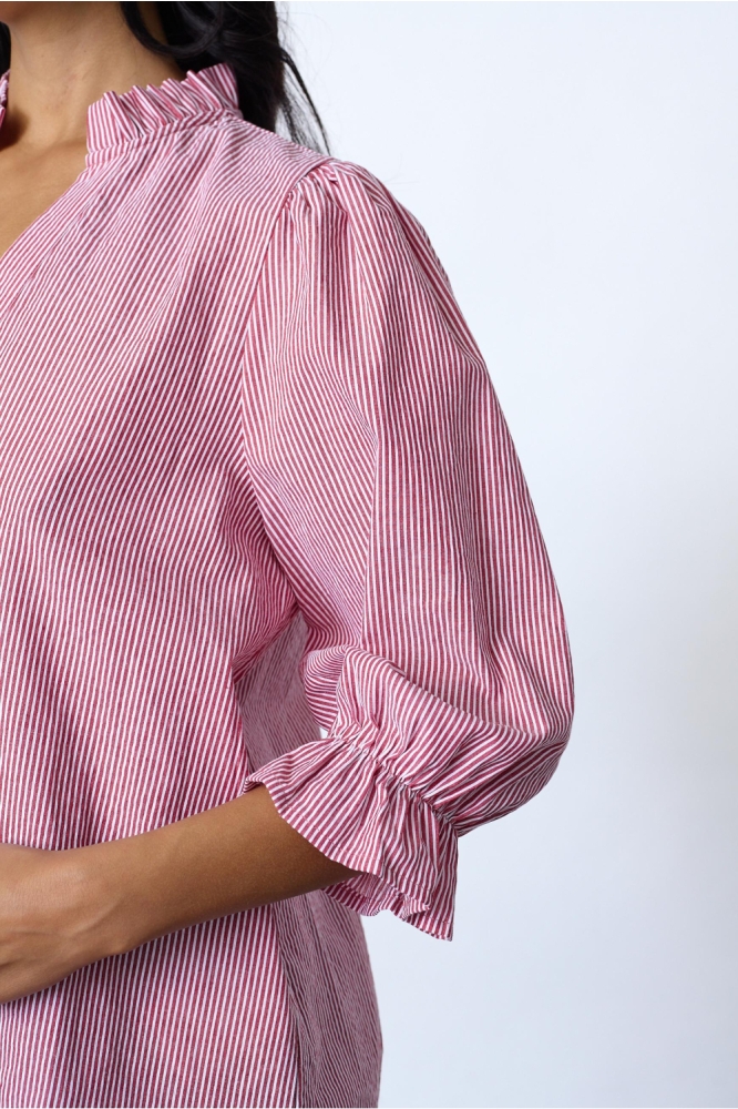 SisterS point rode dames blouse | Close up