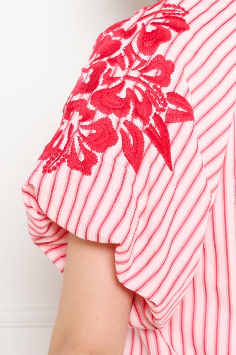 LolaLiza roze dames blouse | Close up
