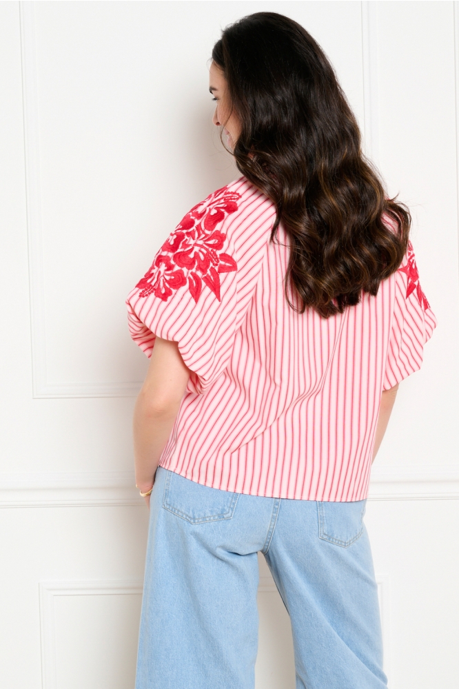 LolaLiza roze dames blouse | Model achteraanzicht