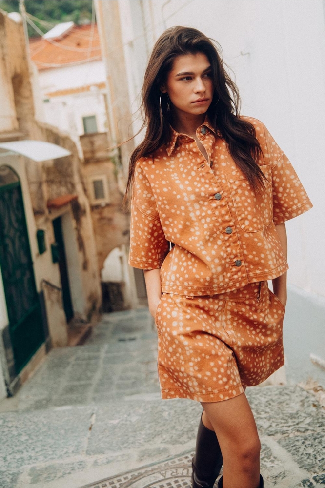 Refined Department camel dames jas | Sfeerbeeld, In situatie