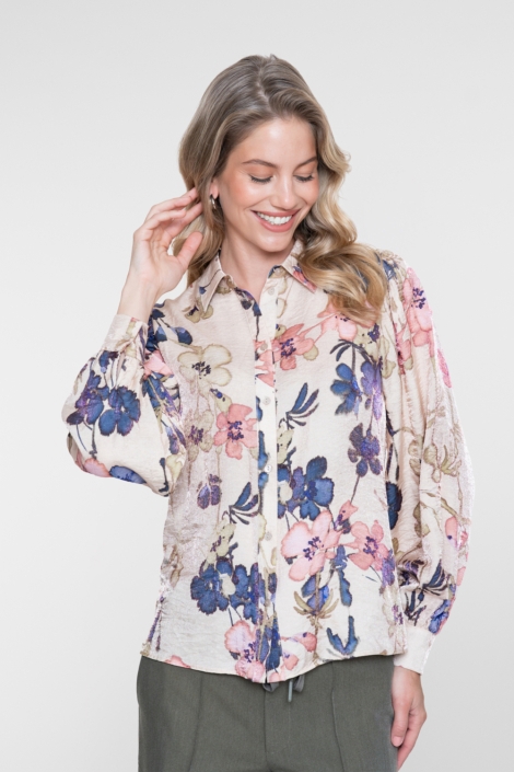 Geisha zand dames blouse | Model vooraanzicht