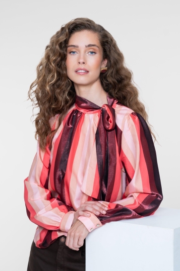 Geisha Blouse BLOUSE MET STRIKHALS EN GLANZEND STREEPPATROON 63584 32 Pink/Coral/Burgundy