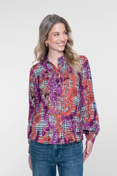 Geisha paarse dames blouse | Model vooraanzicht