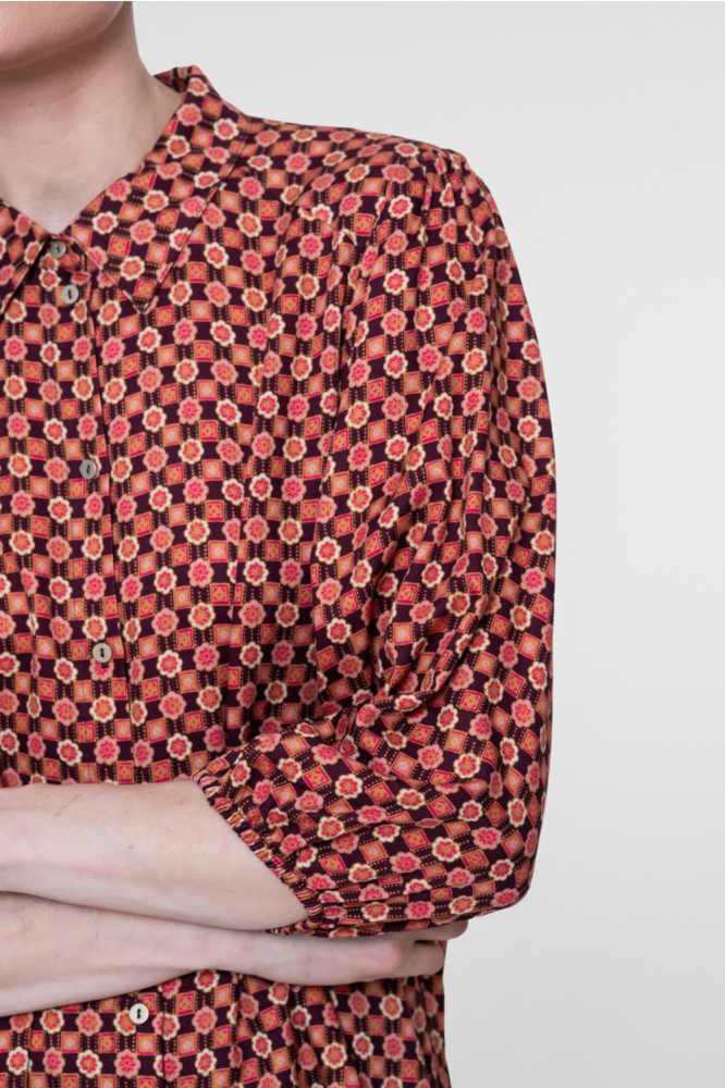 Geisha oranje dames blouse | Close up