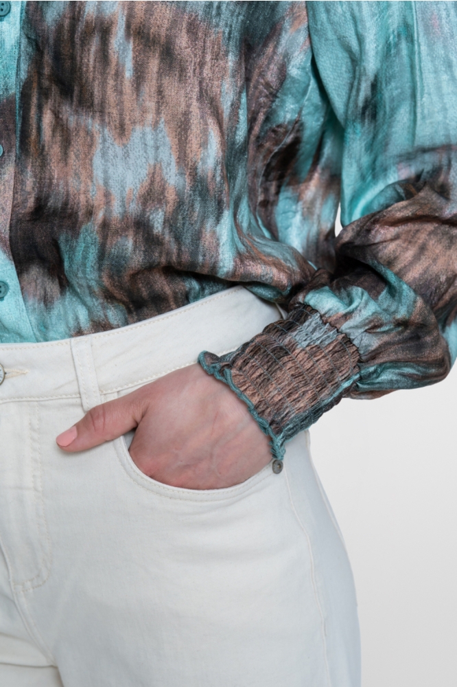 Geisha camel dames blouse | Close up
