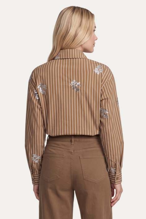 C&S The Label beige dames blouse | Model achteraanzicht