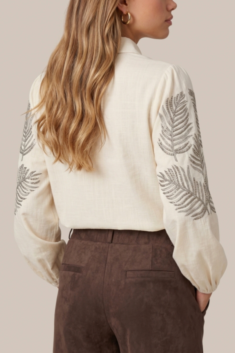 C&S The Label zand dames blouse | Model achteraanzicht