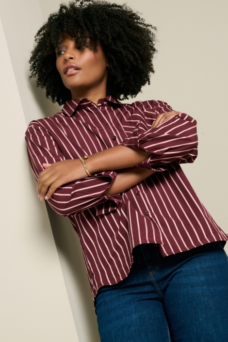 LolaLiza bordeaux dames blouse | Model vooraanzicht