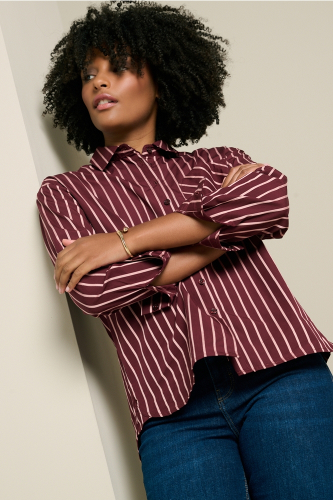 LolaLiza bordeaux dames blouse | Model vooraanzicht