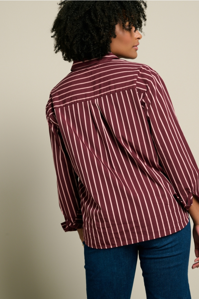 LolaLiza bordeaux dames blouse | Model achteraanzicht